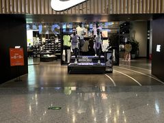 -NIKE品牌体验店(金源新燕莎店)