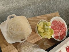 -三人行骨头王火锅(长寿店)