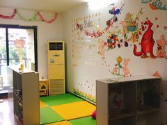 -八度音乐吉他教室(汉广店)