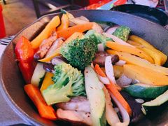 -Famous肥猫墨西哥音乐餐吧(五棵松华熙LIVE店)