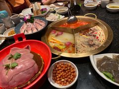 -周师兄大刀腰片火锅(洪崖洞旗舰店)
