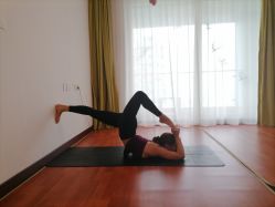 -Yvon yoga 瑜伽·精准体态管理中心
