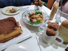 -锦园春香港茶餐厅(西海湾旗舰店)