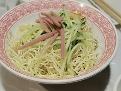 -石牌岭小亮蒸虾•湖北老字号(左岭店)