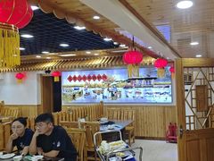 -屯老二农家铁锅炖·行业领军者(梅江店)