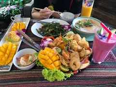 -Tikky Cafe