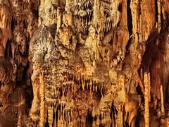 -波斯托伊纳溶洞