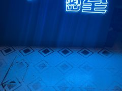 -Y&Y创意真人密室逃脱馆(人民广场步行街店)
