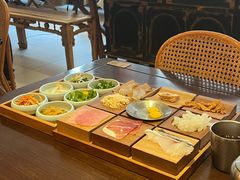 -银米·云南传统过桥米线(双廊黑金冠店)