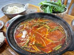 -苗家恒灵酸汤鱼-跳水牛肉连锁店(凯里总店)