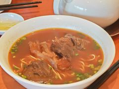 台式牛肉湯麵-鼎泰丰(新港中心店)