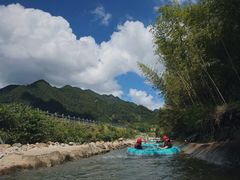 -龙井峡漂流