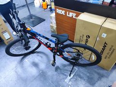 -GIANT捷安特自行车专卖店(金桥台儿庄路店)