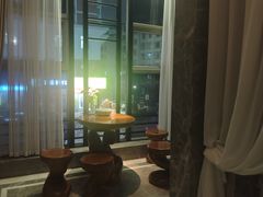 -新盈光·云会所(百丈东路店)