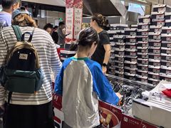 -燕莎奥特莱斯购物中心