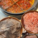 这家咕噜咕噜的火锅让人太有食欲了！！