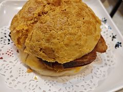 猪扒包-海王冰室(皇朝店)