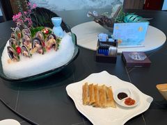-鼎泰亨·海鲜牛肉餐厅(滨江店)