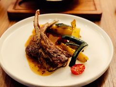 -Erman岩烧牛排(虹桥南丰城店)