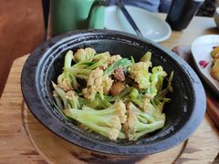 -金牌老碗时尚陕菜(王府井百货店)