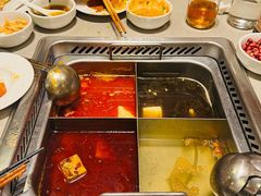 -海底捞火锅(宝龙广场夜宵主题店)