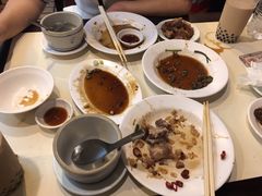 -阿水狮猪脚大王(台中公园店)