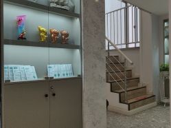 -咪咪专业脱毛连锁机构