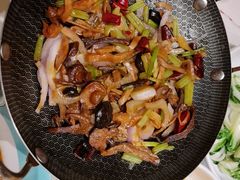 -梅花香里大酒店(郁金香路店)