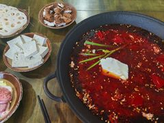 -黄潇洒老火锅(九眼桥宏济巷店)