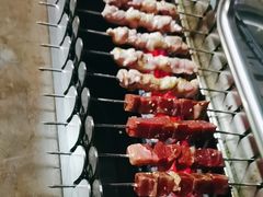 -麦凯伦烧烤·精酿超级工厂店(金桥总店)