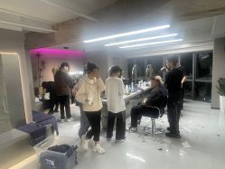 -宫铭烫发染发接发店
