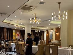 -老人和饭店(淮海中路店)
