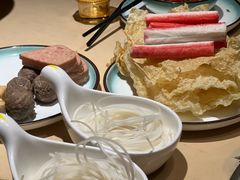 -余欢领鲜火锅(新街口店)