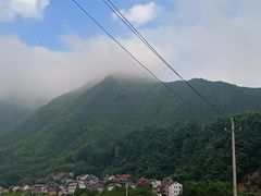 -安吉龙王山峡谷漂流