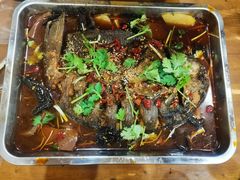 -老东镇啤酒屋海鲜加工·蒸汽海鲜·海鲜烧烤(台东店)