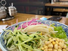 老北京炸酱面-门框胡同百年卤煮(新街口店)