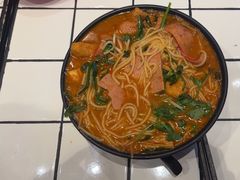 -肥汁米蘭香港米线(长宁来福士店)