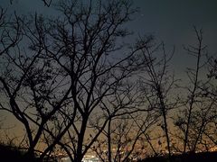 -鬼笑石后山停车场