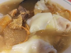 -八二小区抄手(龙湖上城天街店)