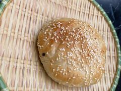 惠山油酥饼-新万鑫银丝面·非遗无锡味(惠山古镇店)