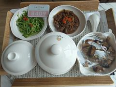 -臻儿屿月子会所(茶山店)