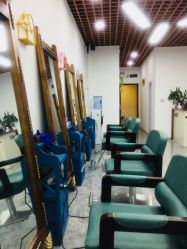 -V8潮牌·接发烫染连锁