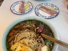 -镇南锅盖面馆(解放路店)