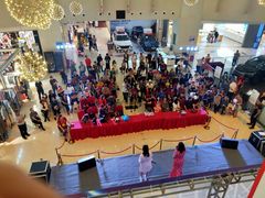 -鸿通城购物中心