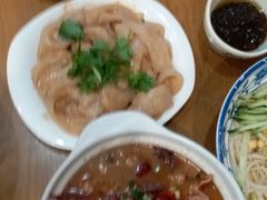 -东兴寒舍老北京炸酱面(三里河路店)