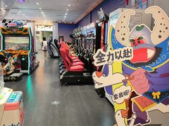 -反斗乐园π·电玩·高空拓展·蹦床(龙华天虹店)