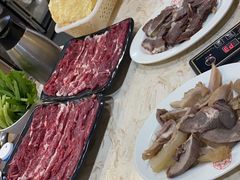 -粤潮牛肉火锅店(江南大道店)