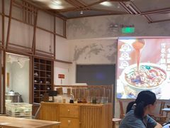 大堂-小满手工粉(上海月星环球港店)