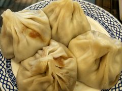 -笑来喜馄饨小笼工坊店(湖滨街店)