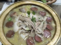 -嘎吧锅私家菜馆(新村十区店)